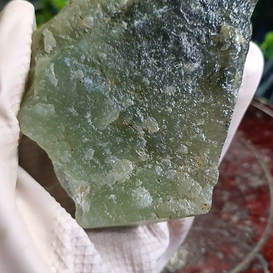 蛇纹石玉未镶嵌珠宝奇石