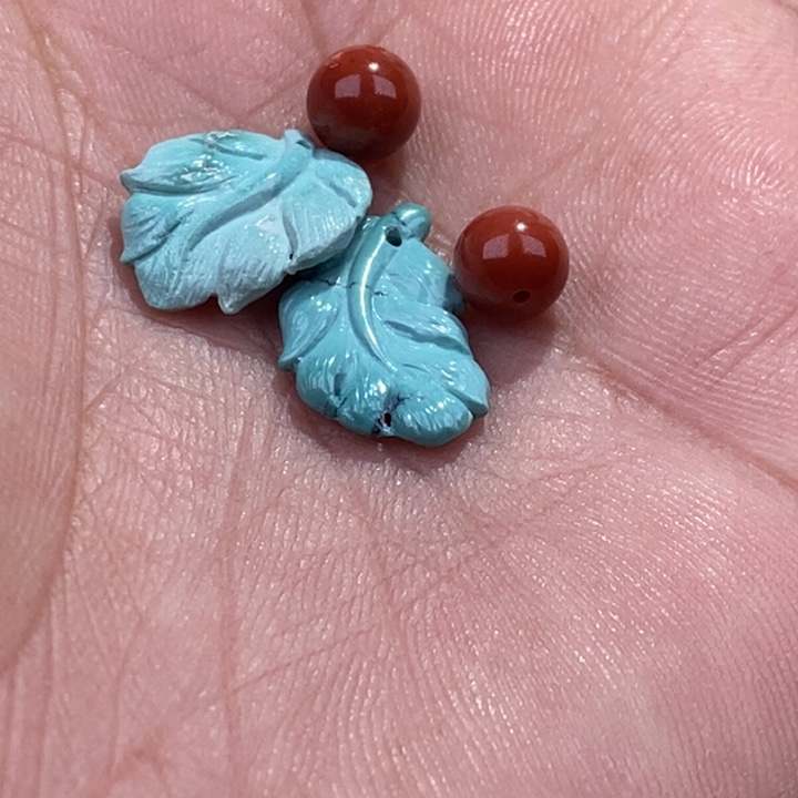 南红玛瑙颈饰未镶嵌