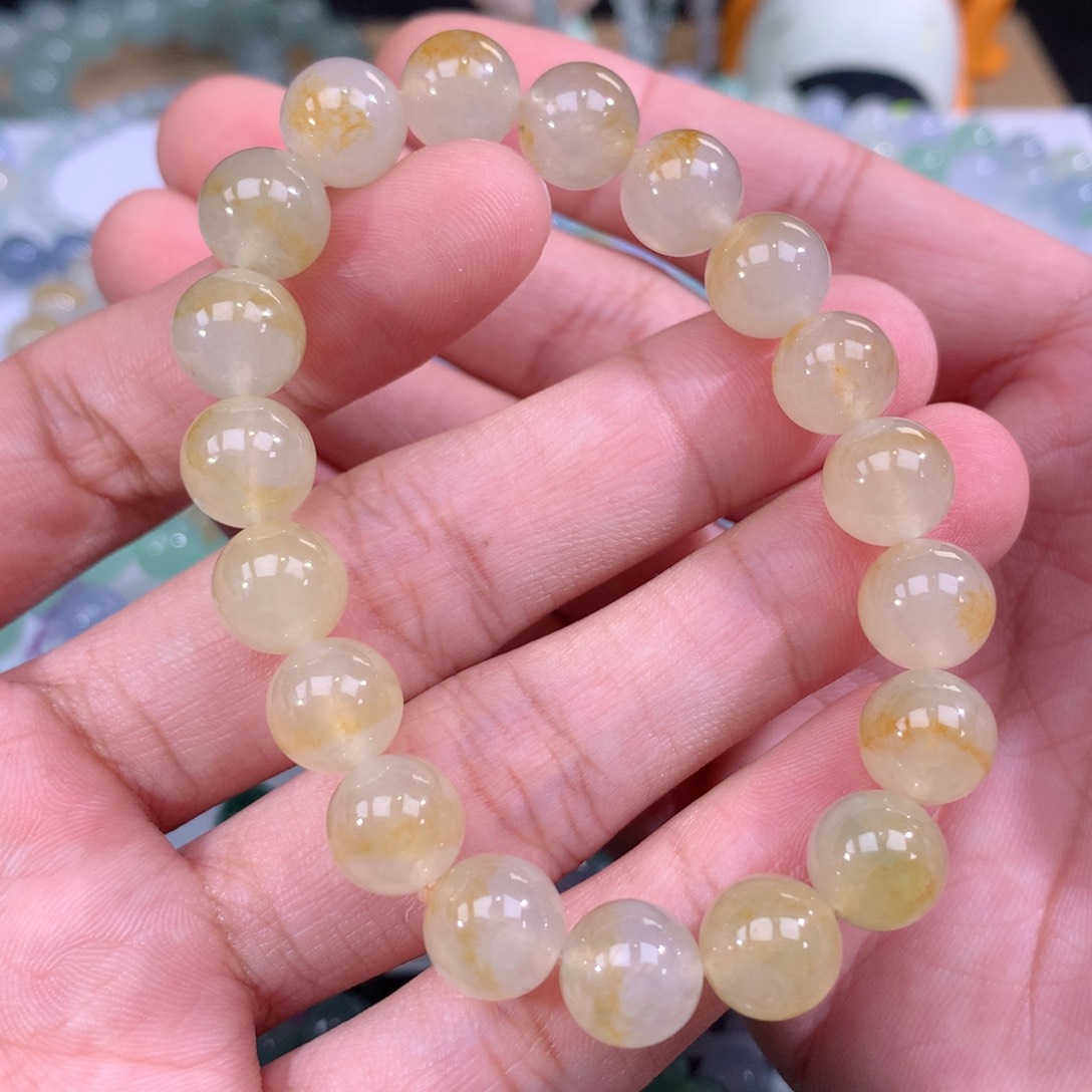 翡翠手链未镶嵌翡翠