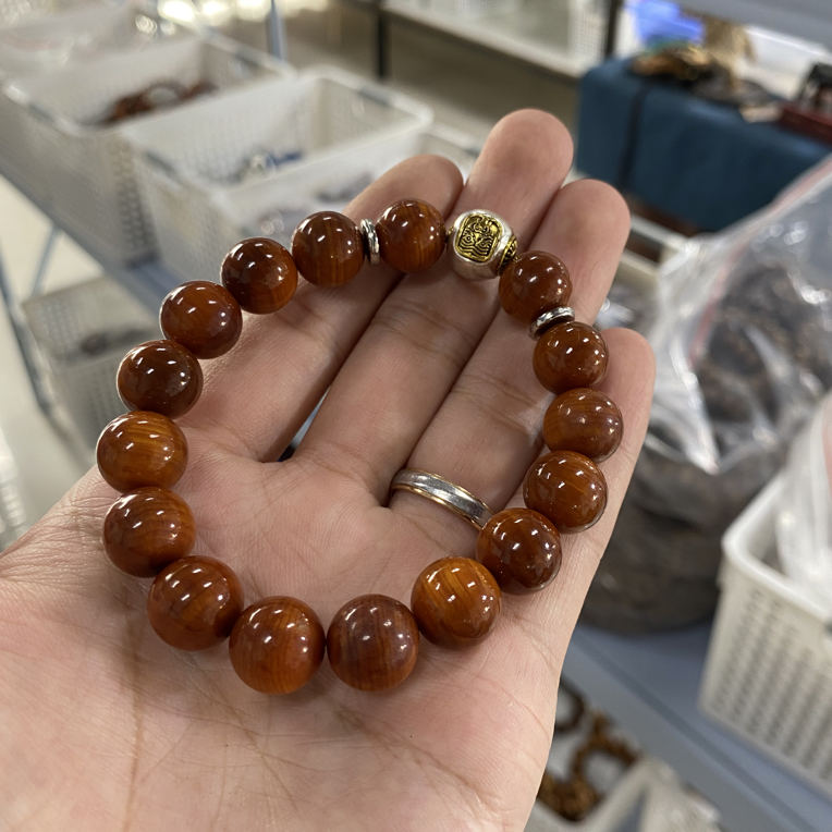 编号2332号精美玉华崖柏单圈手串1.2