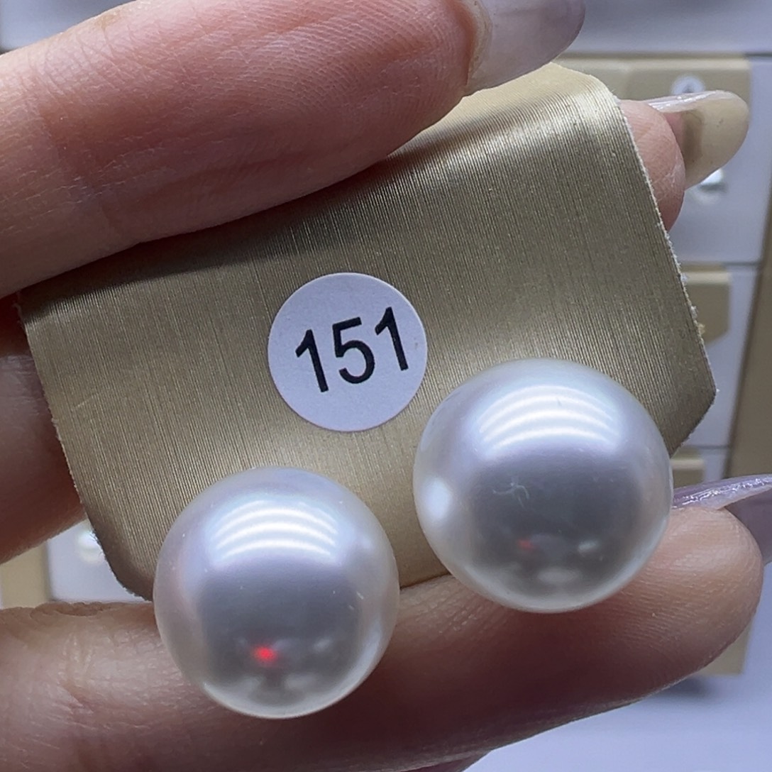 耳饰18K金镶嵌淡水珍珠