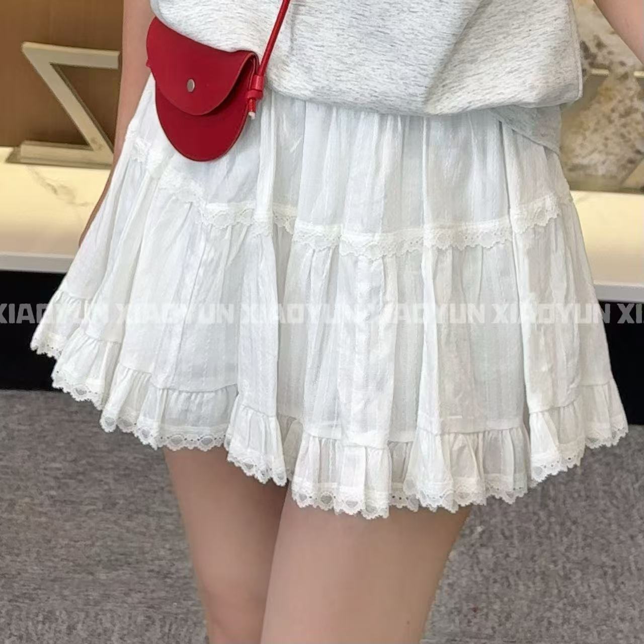 镂空边蛋糕短裙 小允姐姐2025新款时尚气质高级镂空边蛋糕短裙