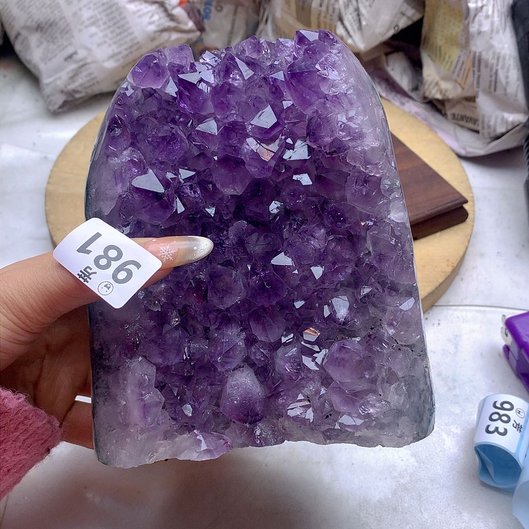 紫晶大型摆件（非配饰）未镶嵌