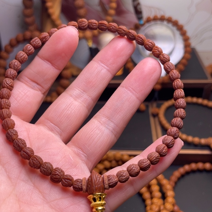 W***s桃核吊坠龙文桃核