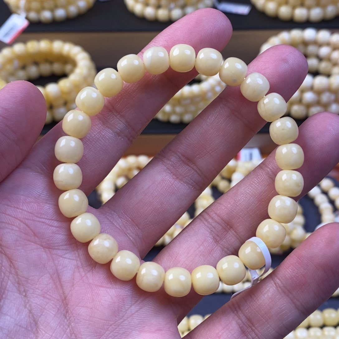 未镶嵌琥珀珠宝奇石8m