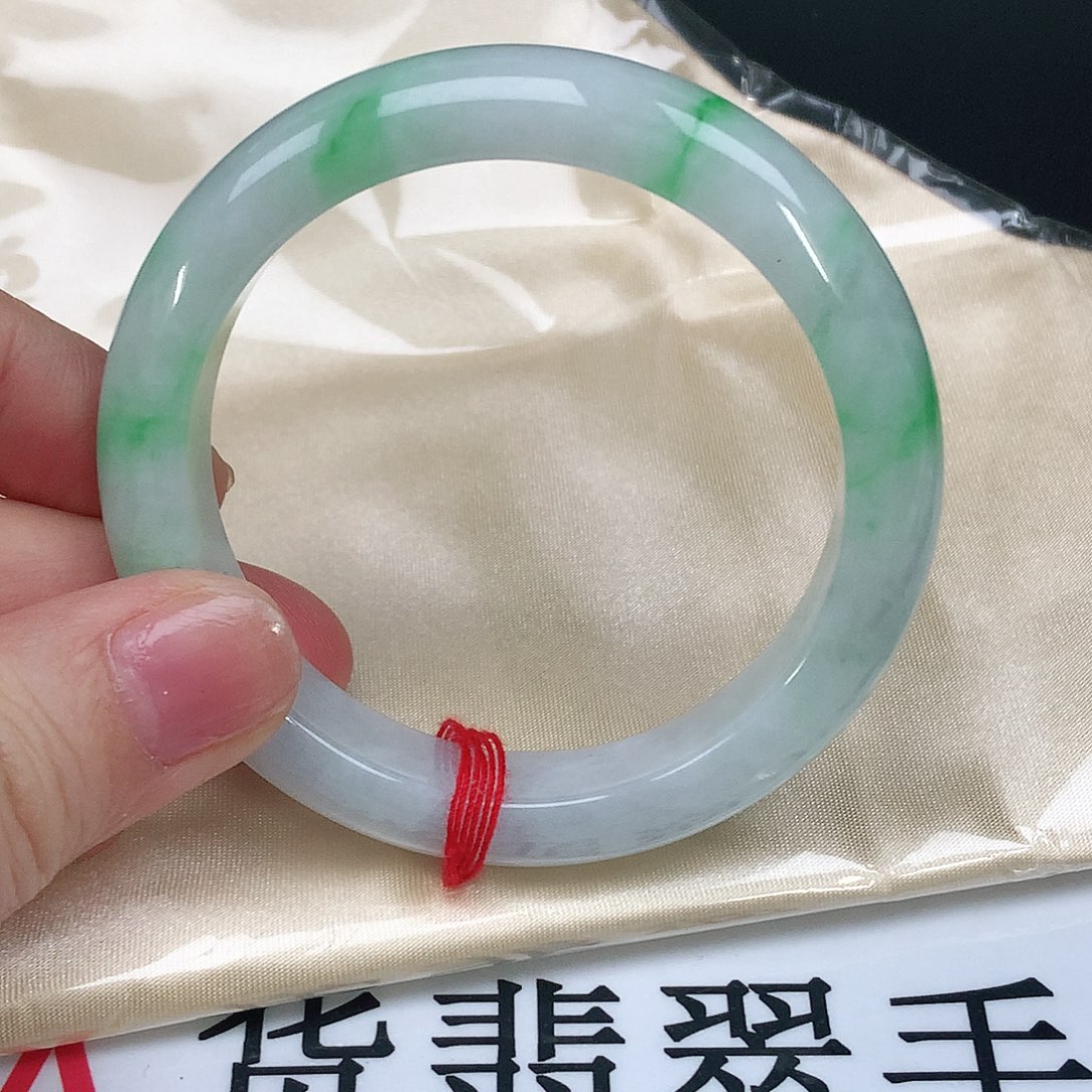 翡翠手镯未镶嵌011正