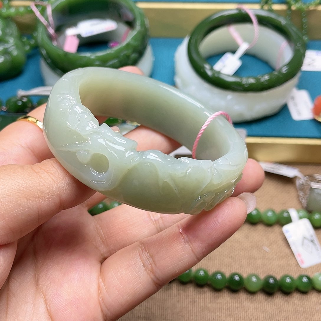 【闪购商品】和田玉手镯56圈口118未镶嵌