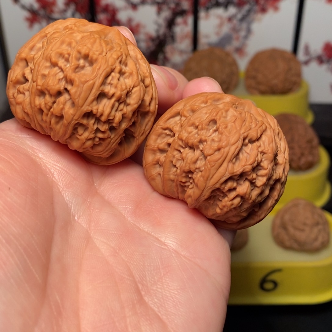 文玩核桃把件42尺食斤兽核桃