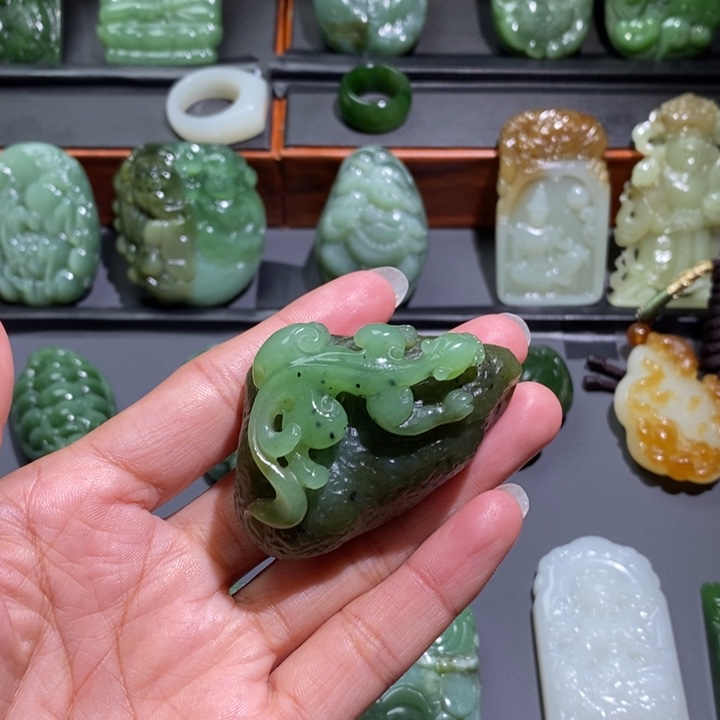 和田玉挂件未镶嵌