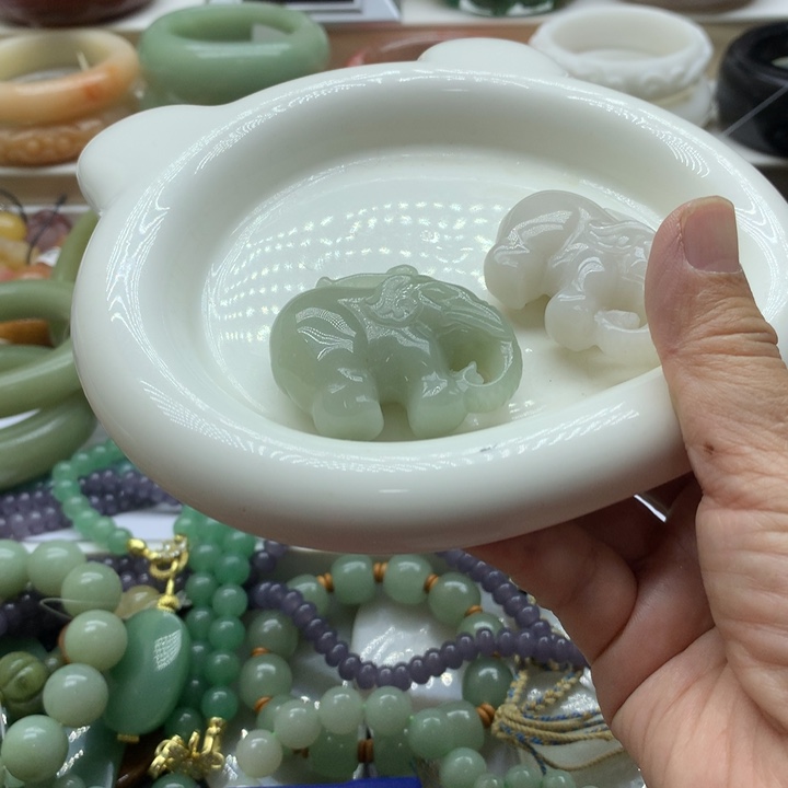 石英质玉zzzzzzzzz未镶嵌