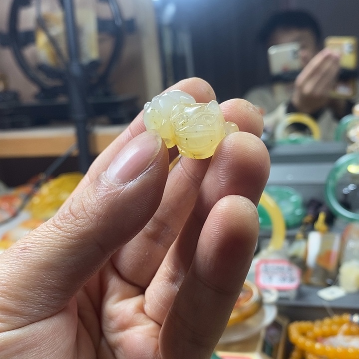 石英质玉（黄龙玉）合金手镯