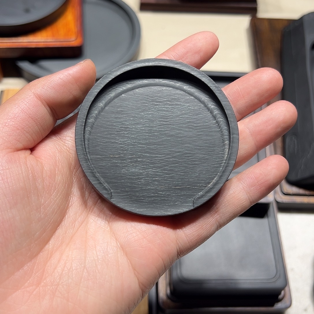 歙砚水弦坑马蹄砚