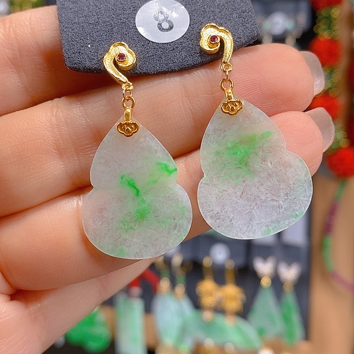 翡翠未镶嵌耳饰翡翠