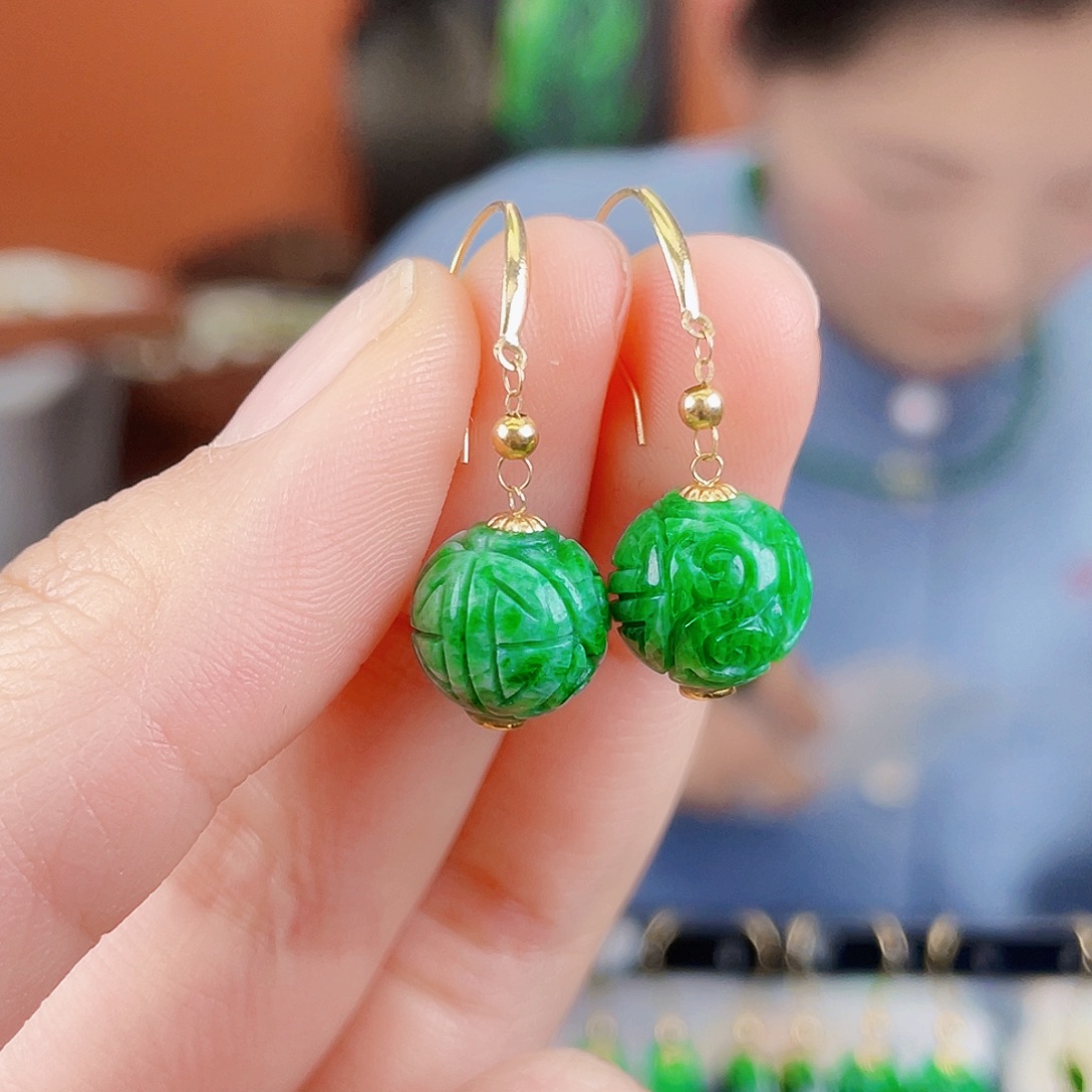 翡翠18K金镶嵌耳饰