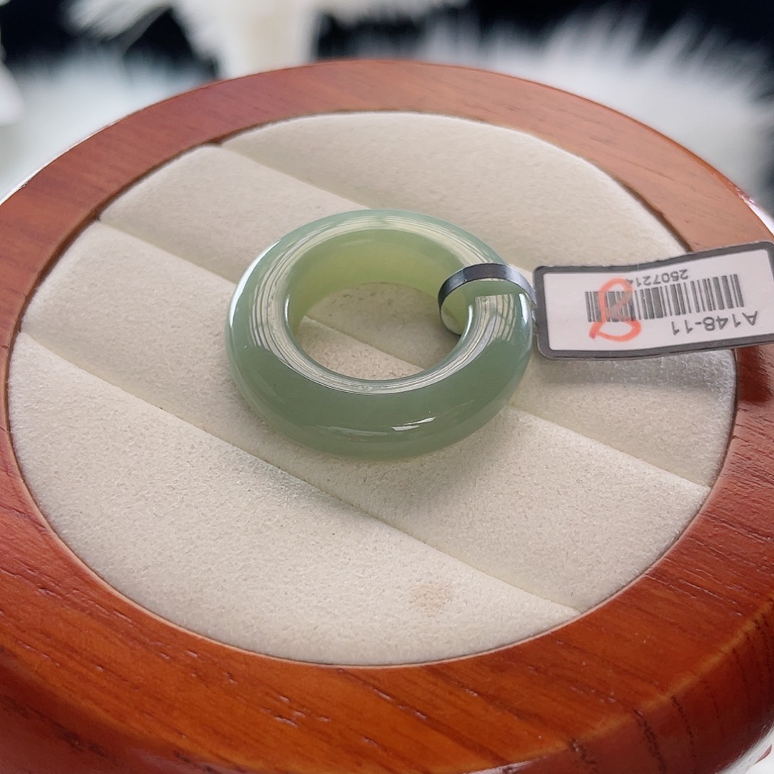 和田玉未镶嵌戒指l125。且末蓝甜甜圈。17.4。不退换