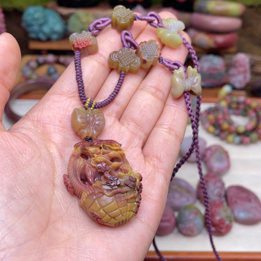 玛瑙/玉髓珠宝半成品未镶嵌盐源玛瑙年底