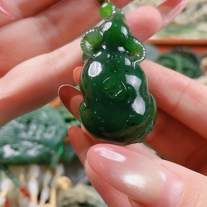 未镶嵌和田玉挂件