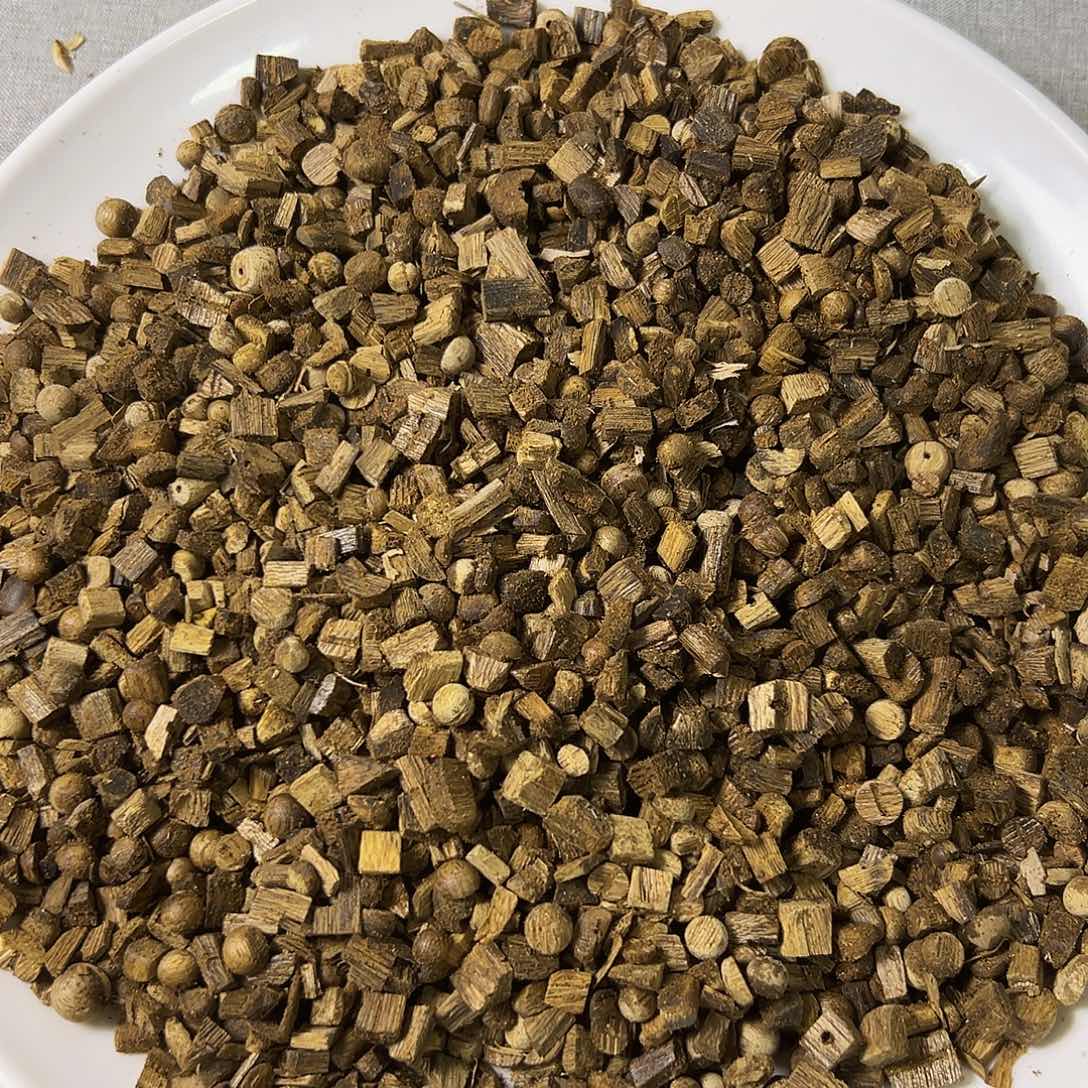 沉香沉香碎屑金莎叶碎珠料200克