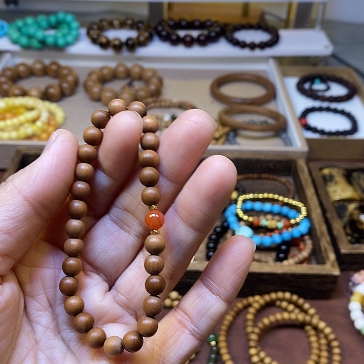 木正区老山檀香0.6黑肉单圈