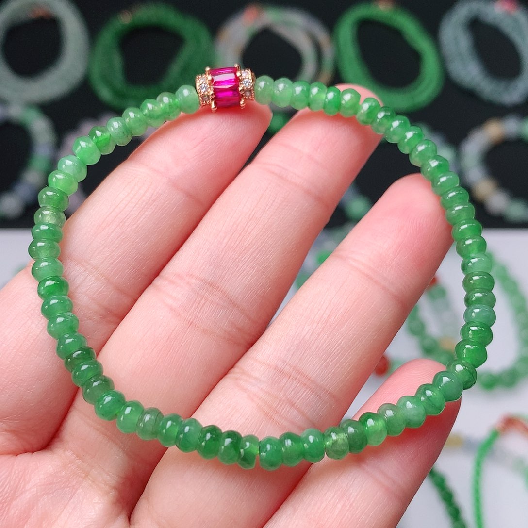 翡翠手链未镶嵌翡翠