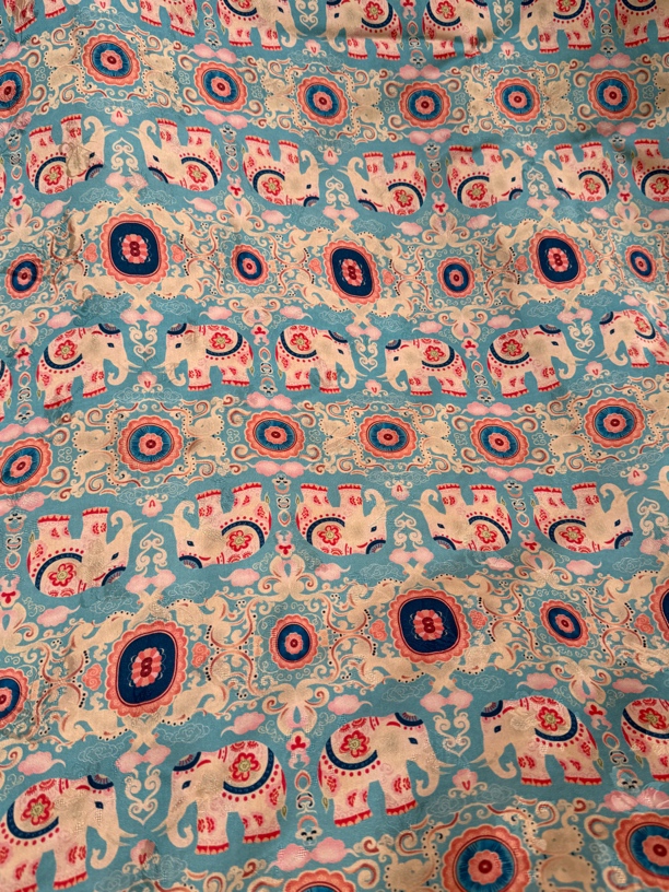 【珐琅彩小象】114门幅26姆米花罗红云纱（裁剪不退换）