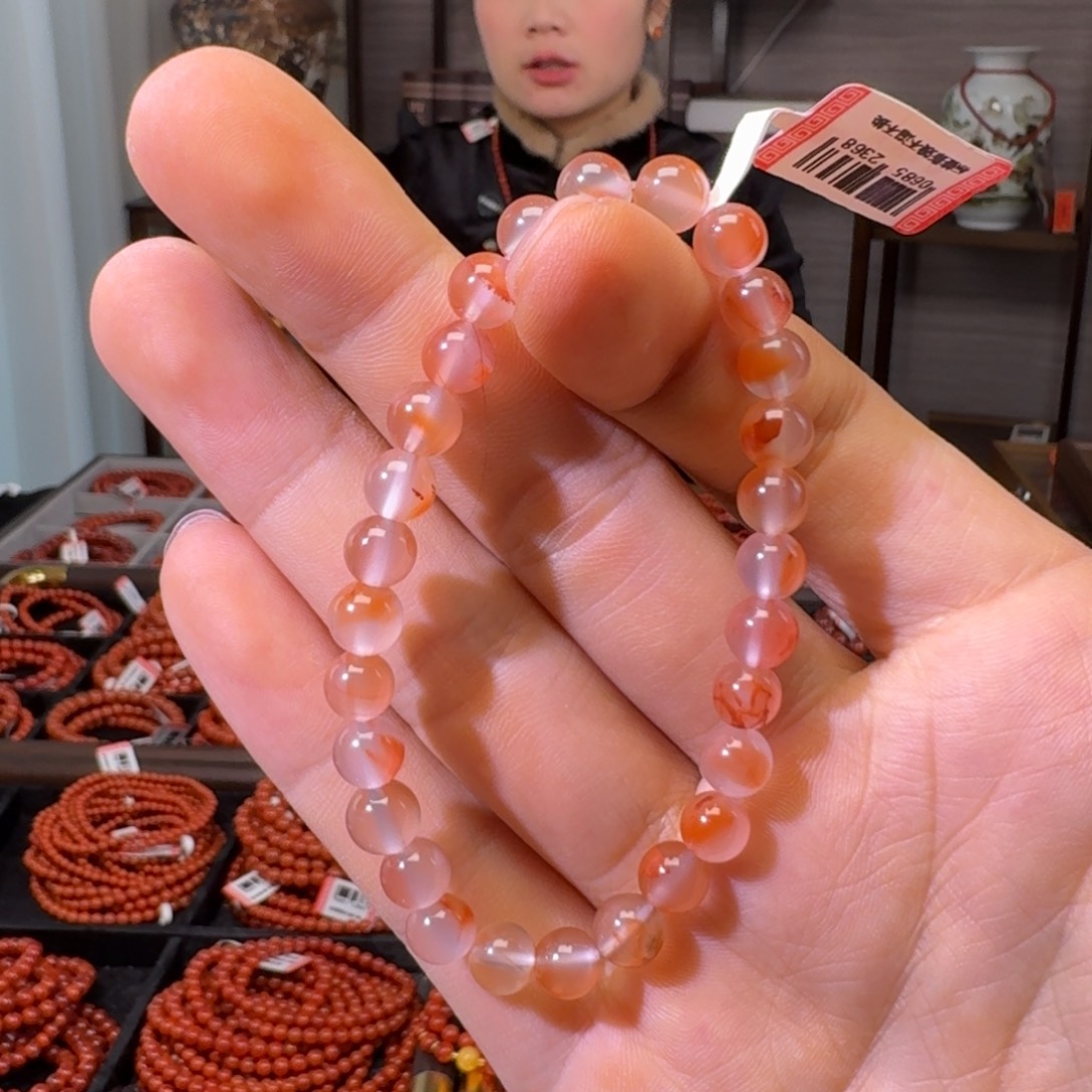楠***汐南红玛瑙未镶嵌手链原矿南红冰飘7mm