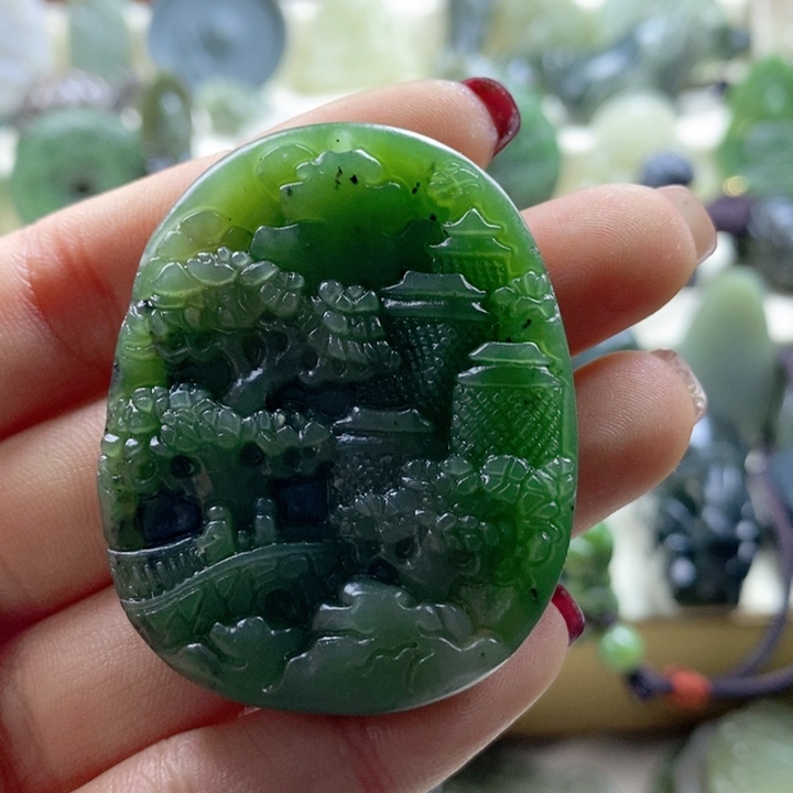 和田玉颈饰未镶嵌