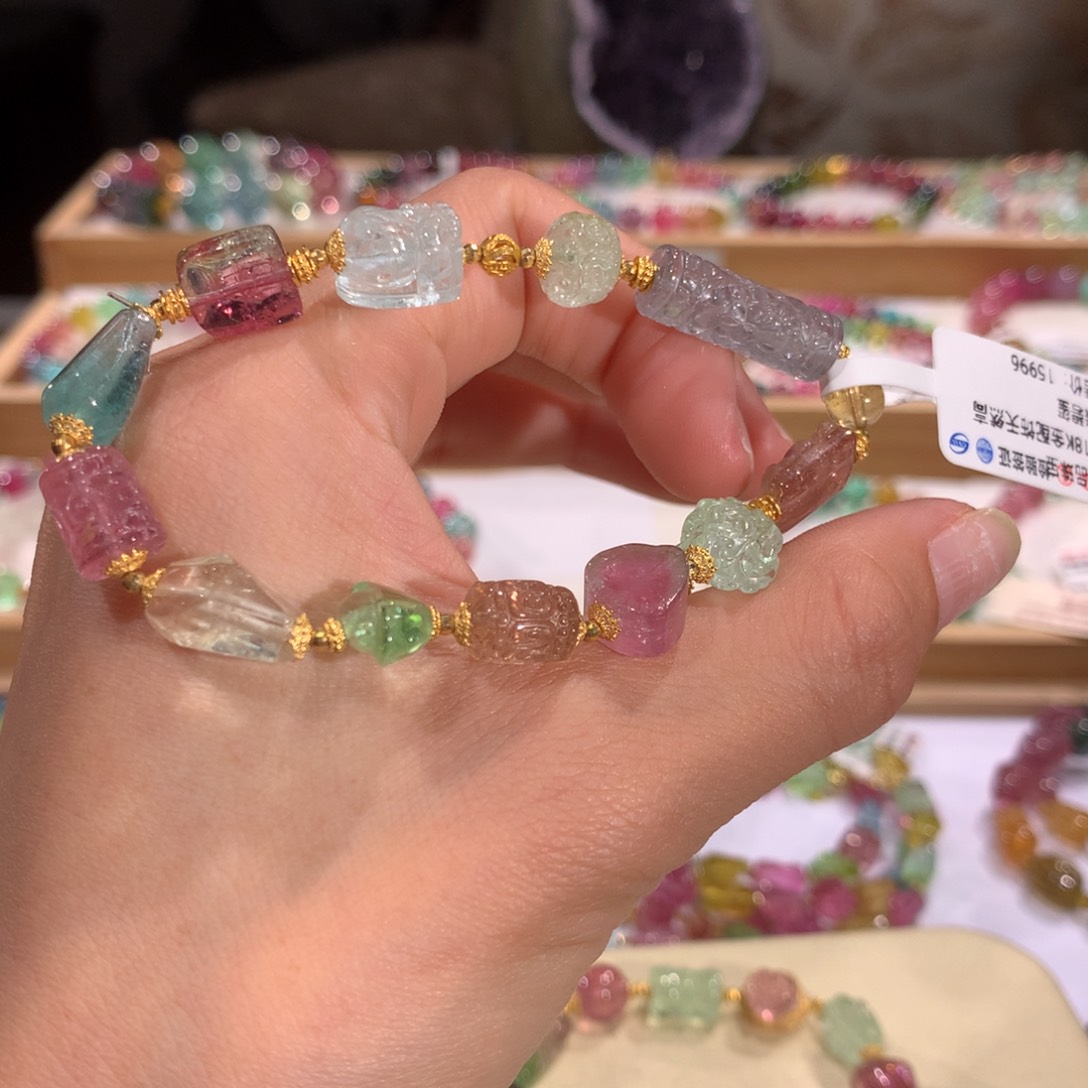 碧玺多样性发货一件未镶嵌