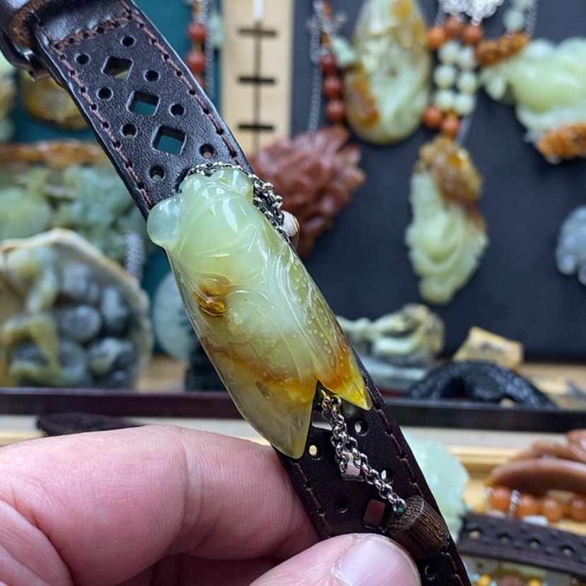 【闪购商品】蛇纹石玉手牌未镶嵌