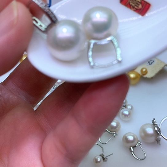 银S925镶嵌淡水珍珠耳饰