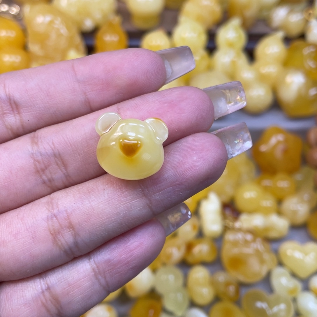 深***紫琥珀未镶嵌珠宝奇石