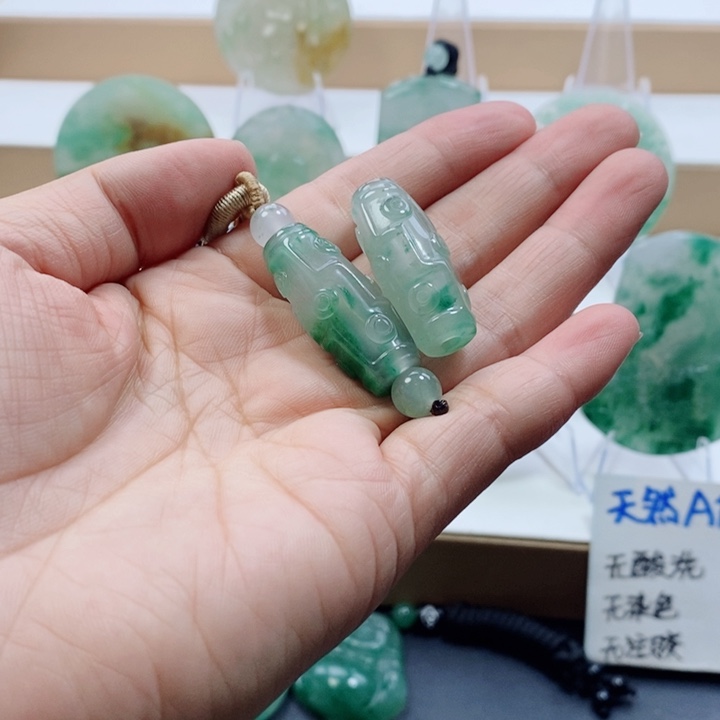 颈饰未镶嵌石英质玉k****8非洲cui