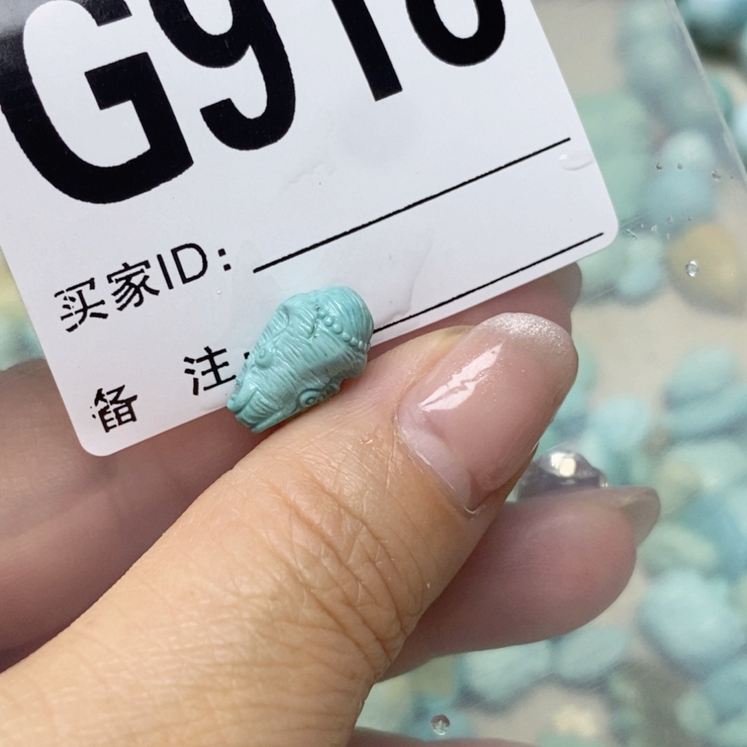 绿松石配饰未镶嵌