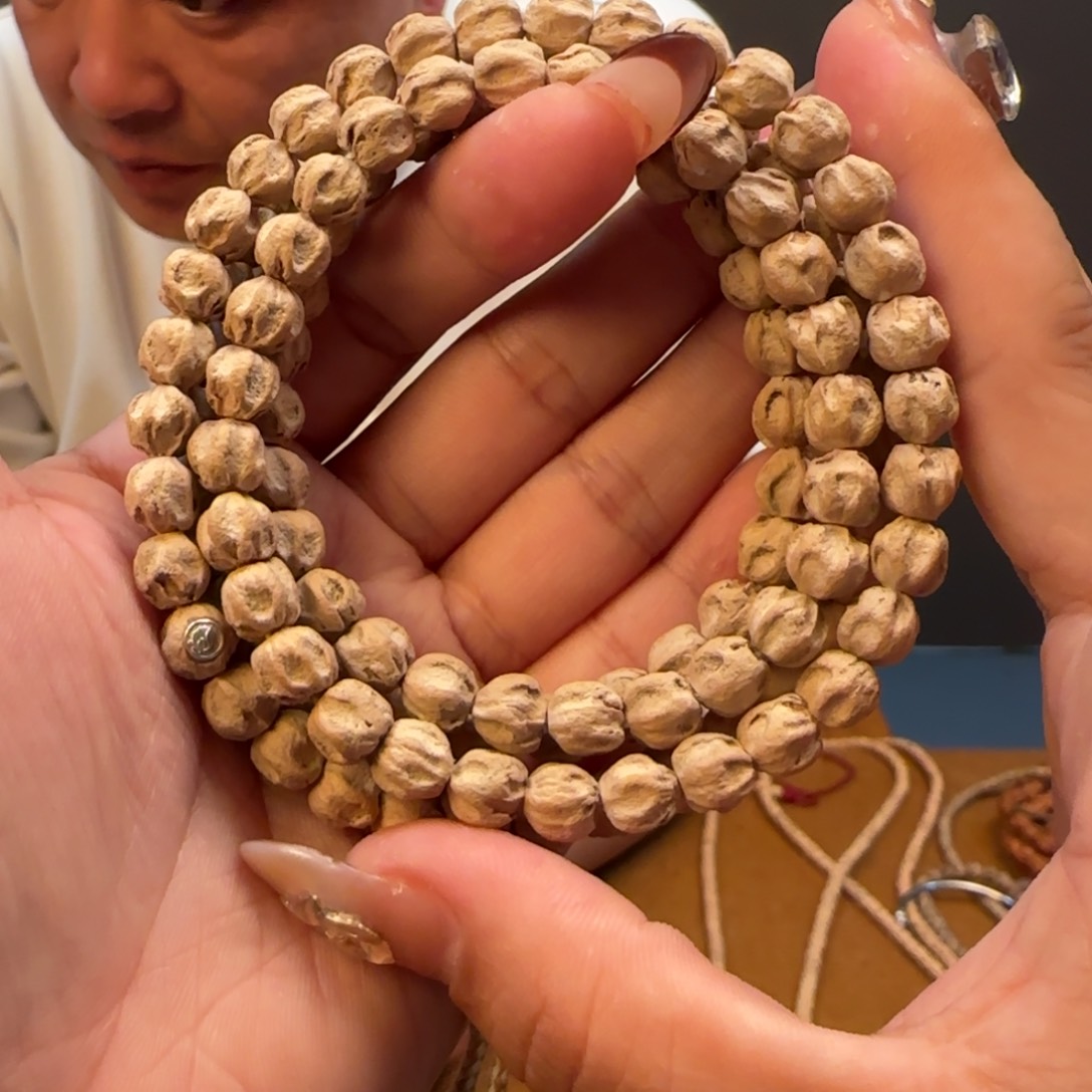 柏香籽/百香籽手串那****。不服7➕