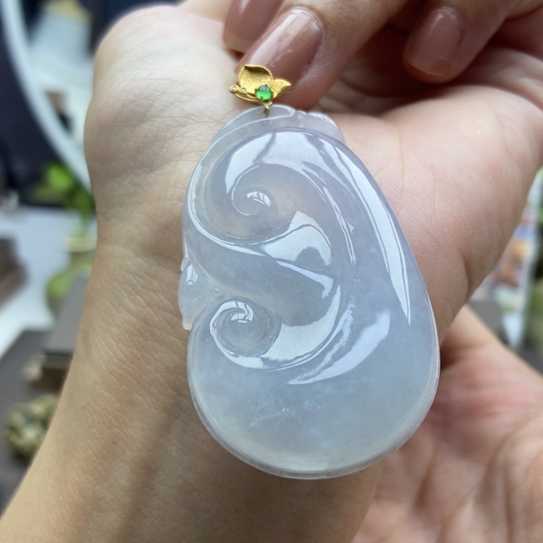 翡翠18K金镶嵌颈饰吊坠36