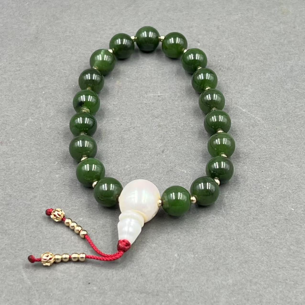 0225万001和田玉碧玉手串