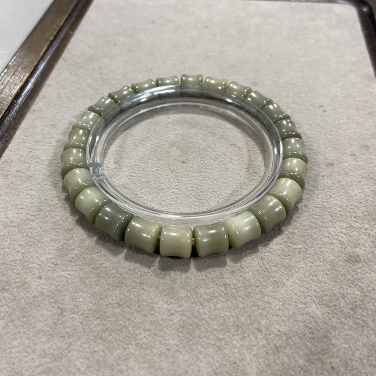 P289绿菩提根竹节卡0.8单圈手串