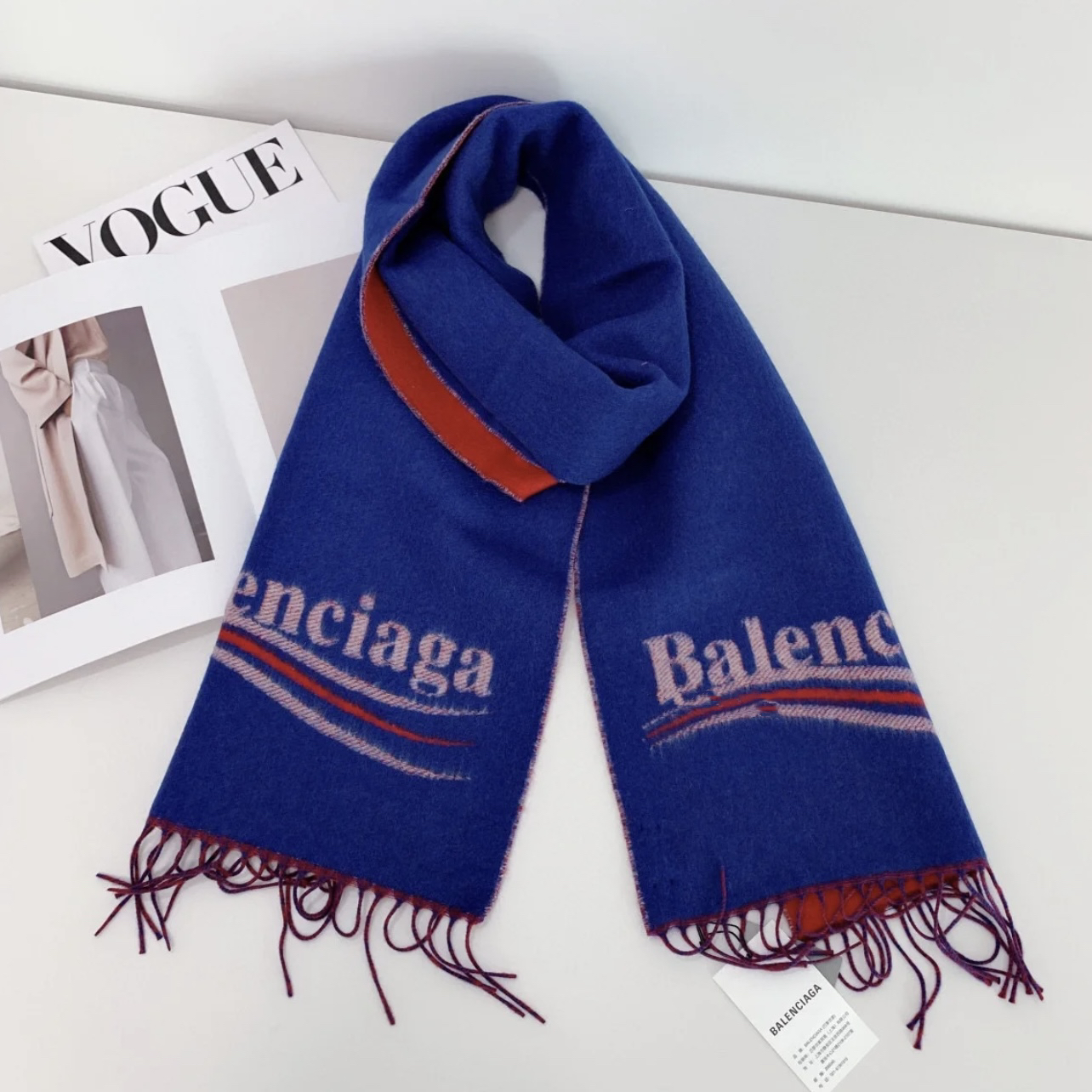 Balenciaga/巴黎世家 1a008 经典可乐标语字母流苏围巾 均码