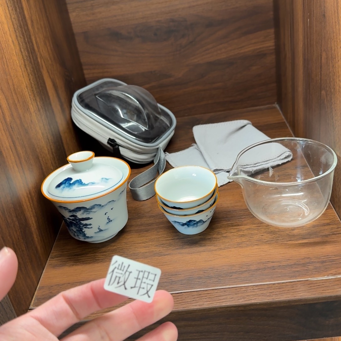 釉下手绘茶具微瑕