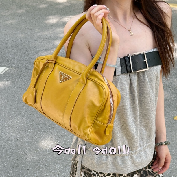 95新 Prada/普拉达 黄色保龄球单肩包 063718