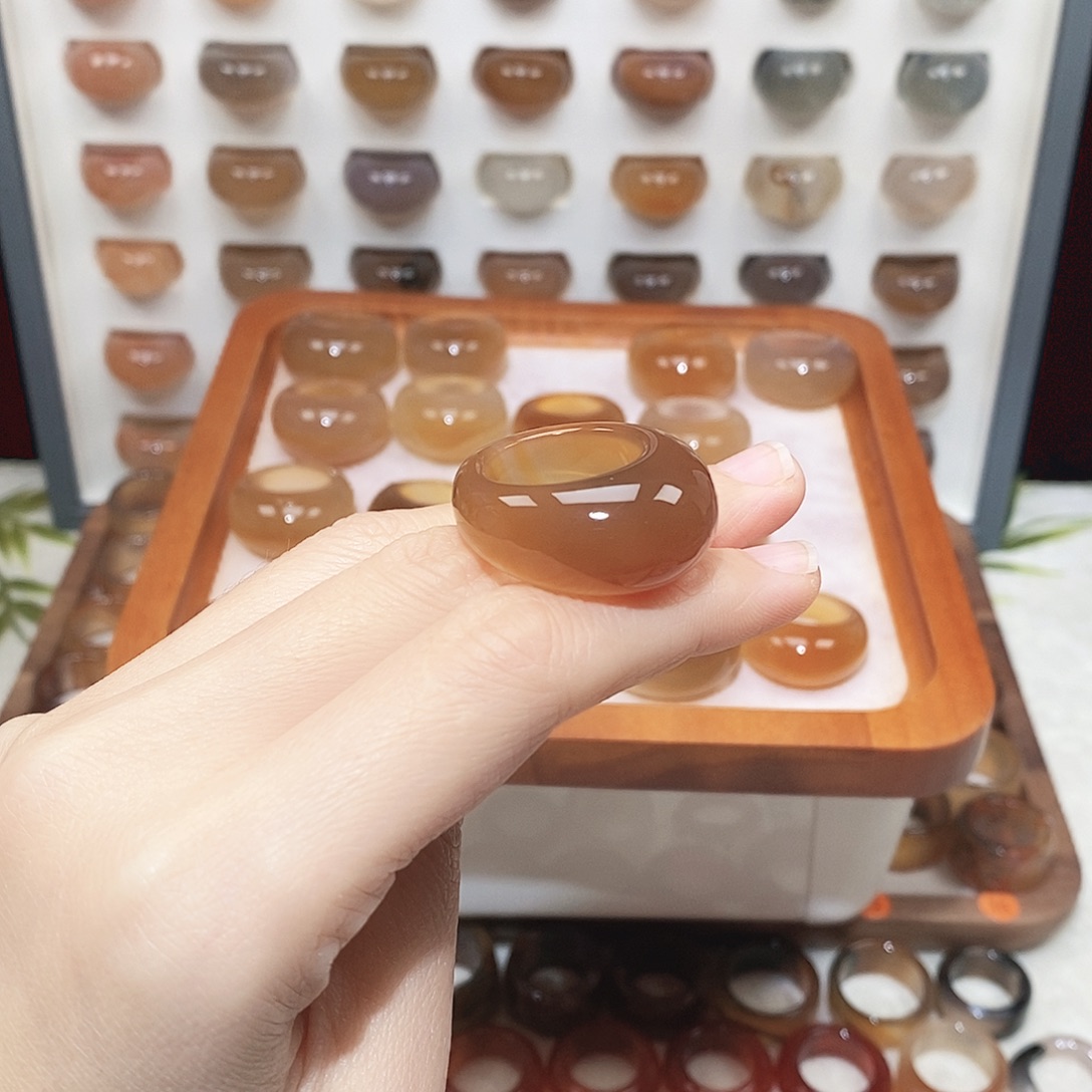 w***w玛瑙/玉髓未镶嵌戒指