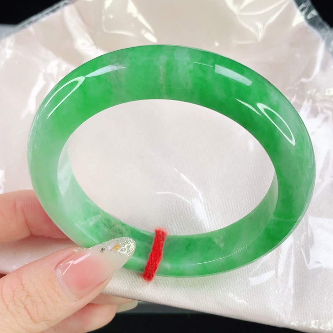 翡翠手镯未镶嵌4717翡翠