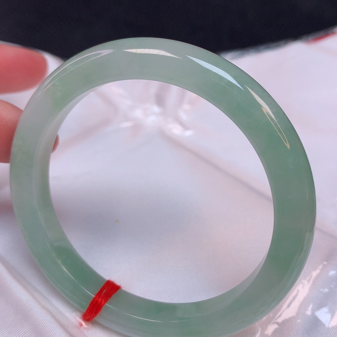 翡翠手镯未镶嵌55 翡翠手镯