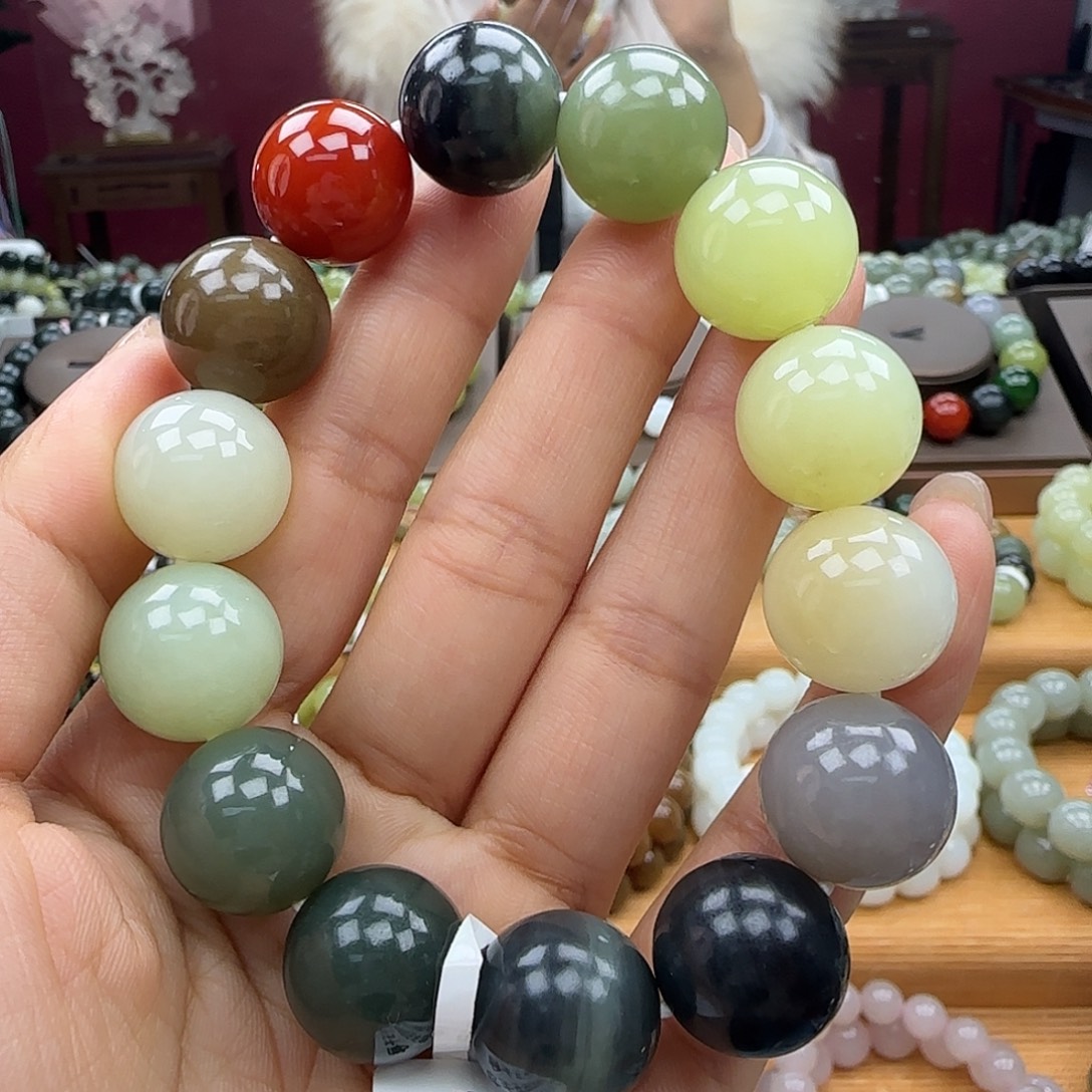 和田玉未镶嵌手链