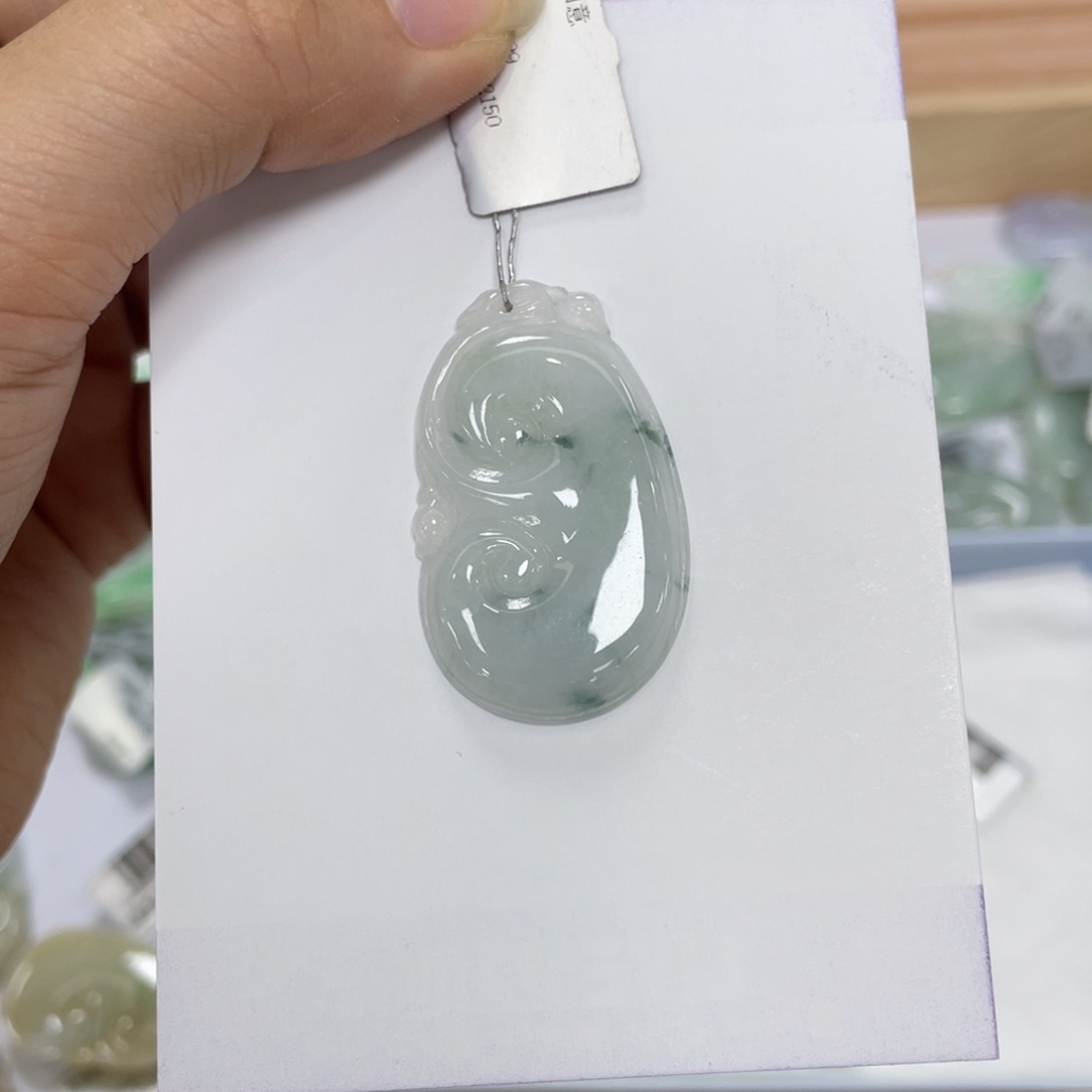 颈饰未镶嵌翡翠橙*如意