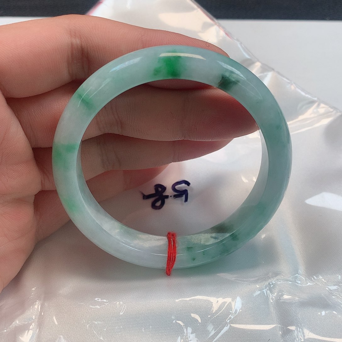 翡翠手镯未镶嵌266号