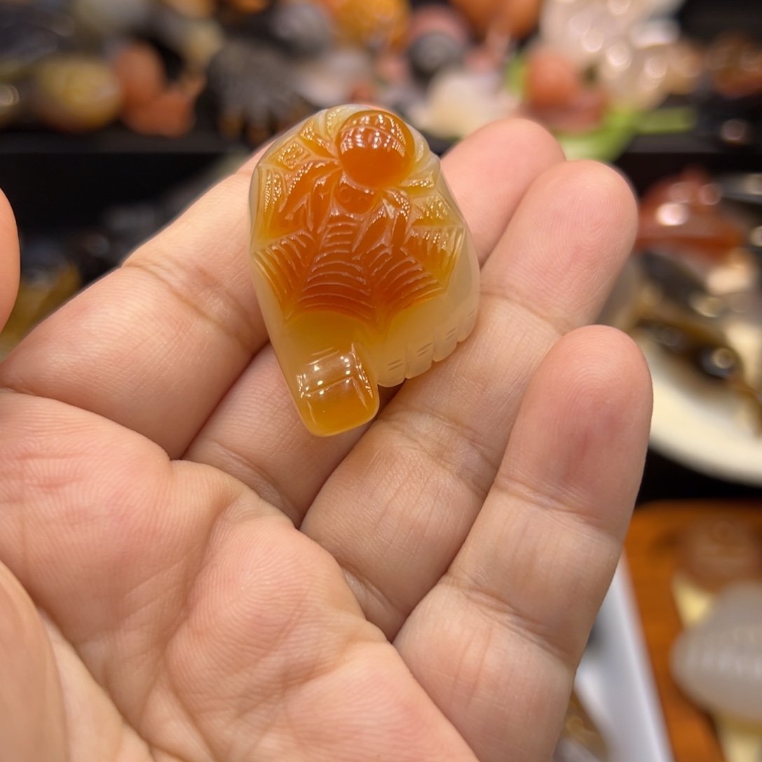 玛瑙/玉髓未镶嵌手玩摆件