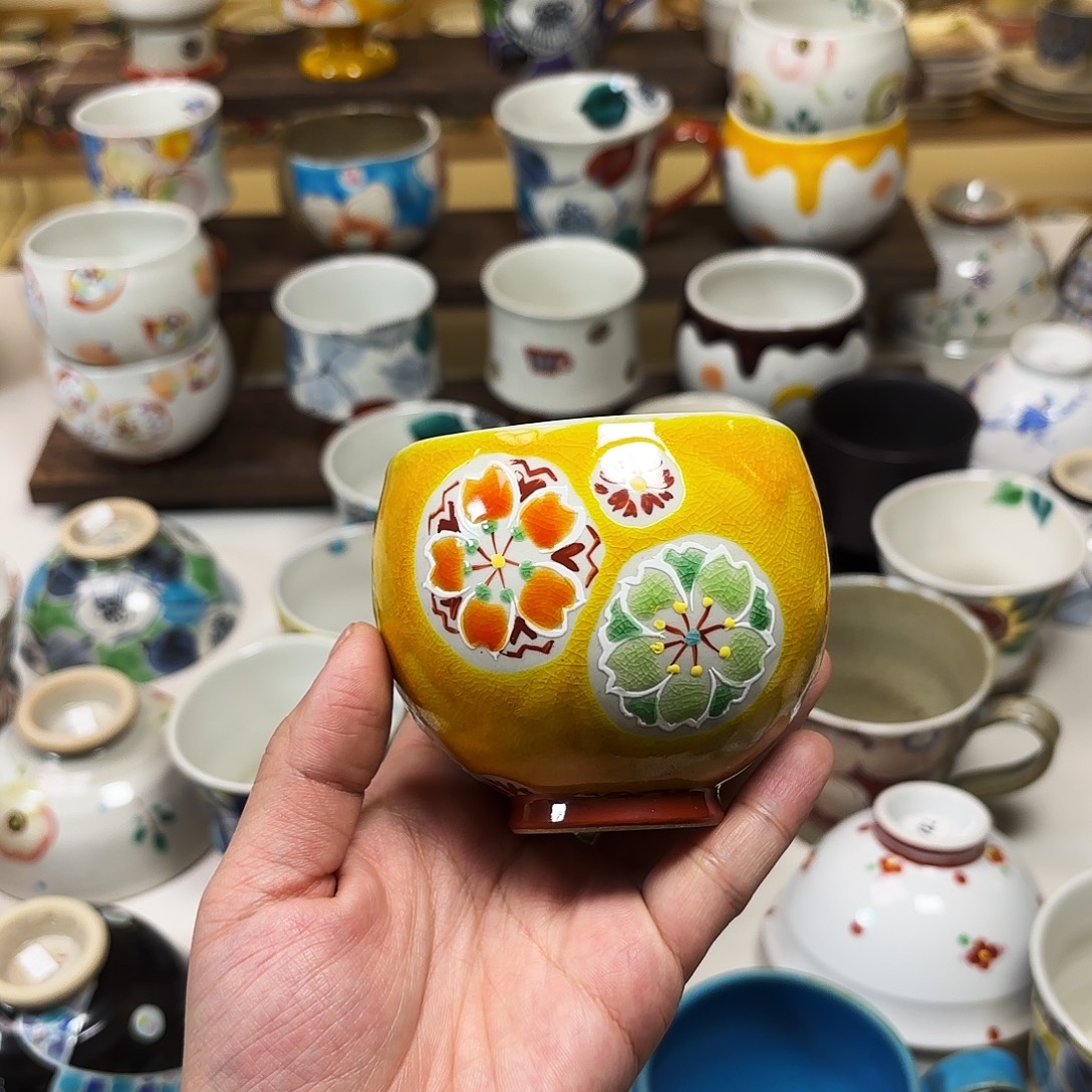 陶虚空藏     手握