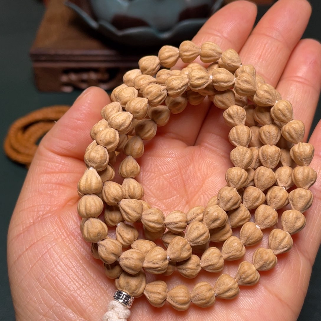 柏香籽/百香籽吊坠绝世莲花长串