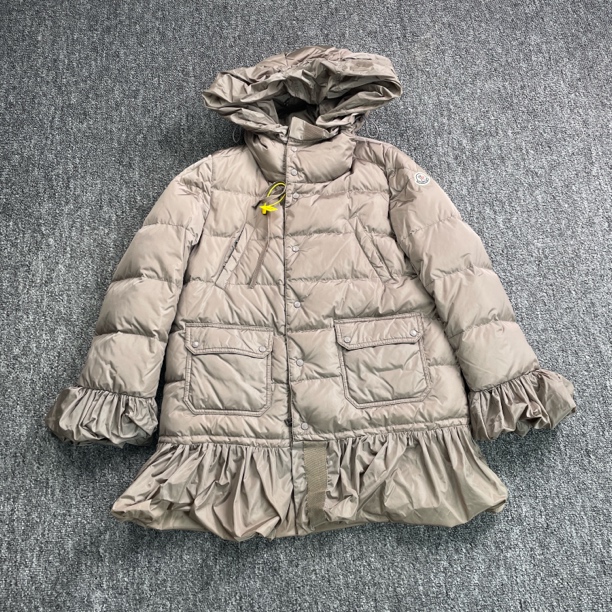 95新 MONCLER 8001/浅咖色logo贴饰裙边连帽羽绒服外套/3码/95新